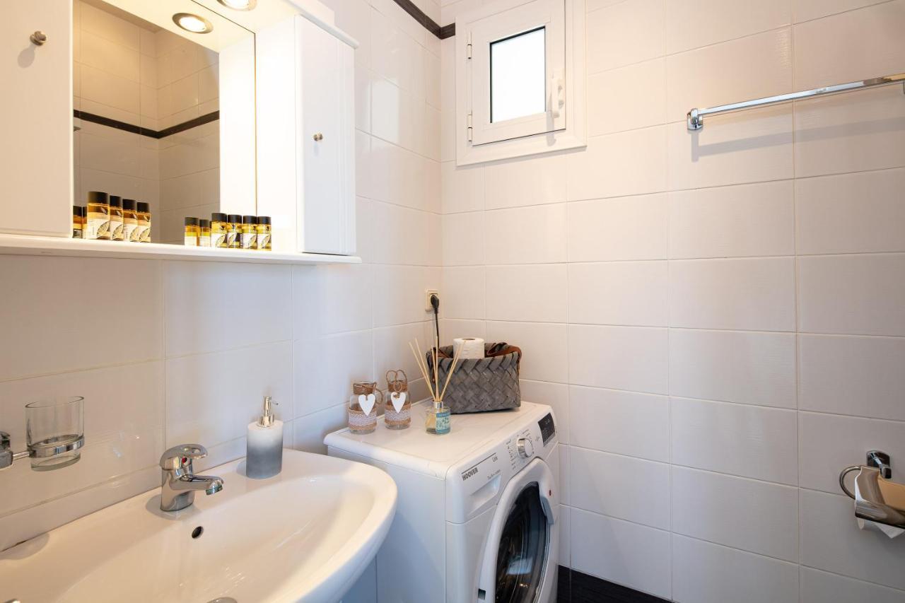 Plaka Modern Apartment Ханья Экстерьер фото